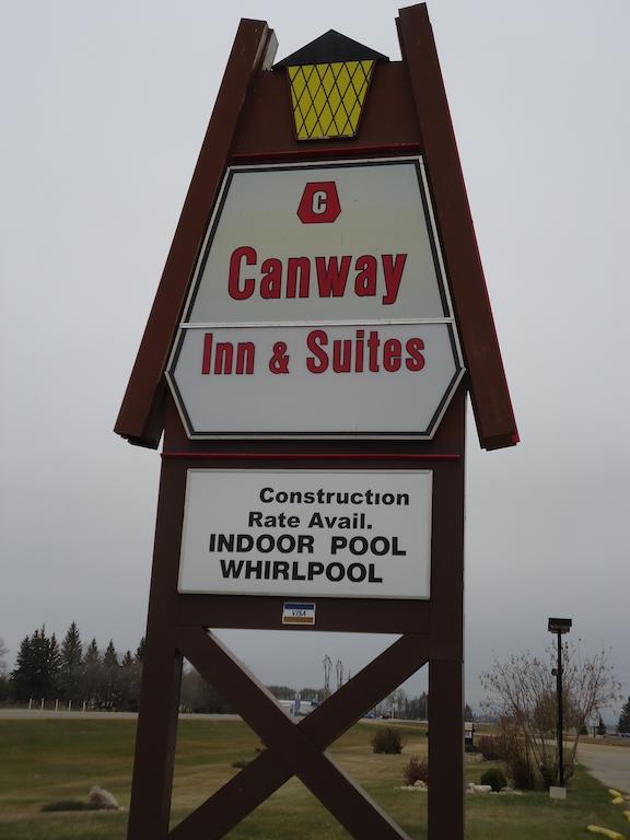Canway Inn & Suites Dauphin Екстер'єр фото